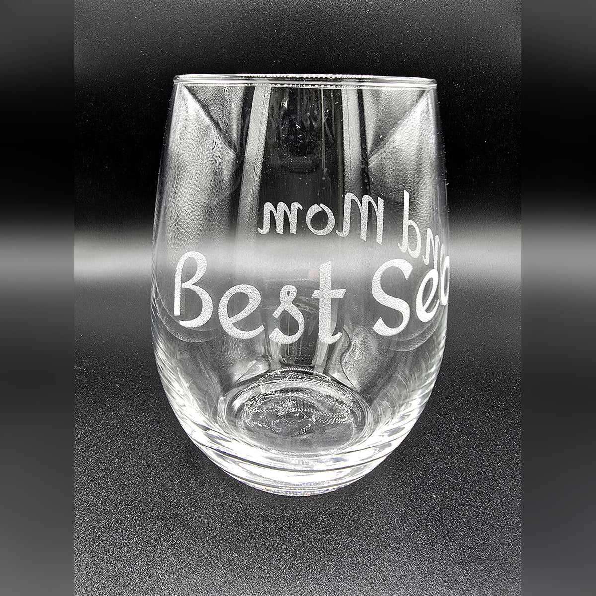 Engraved stemless wine glass