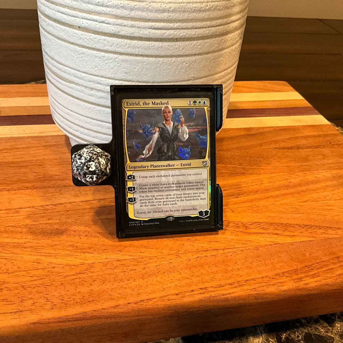 3D-printed planeswalker card tray, photo 3