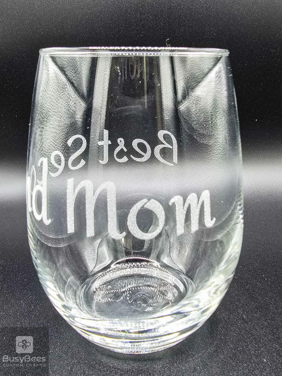 Personalized engraved wine glass – photo 2