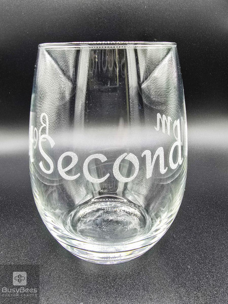 Personalized engraved wine glass – photo 3