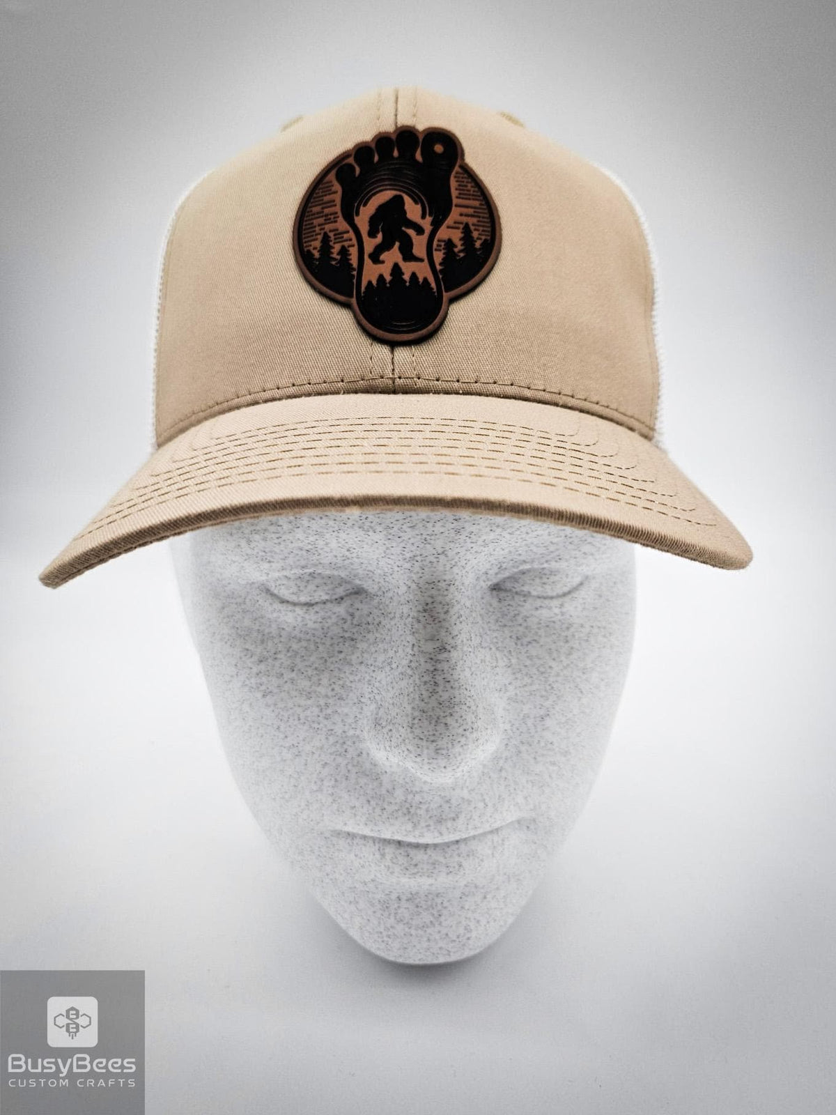 Hat with engraved Bigfoot leather patch – photo 2