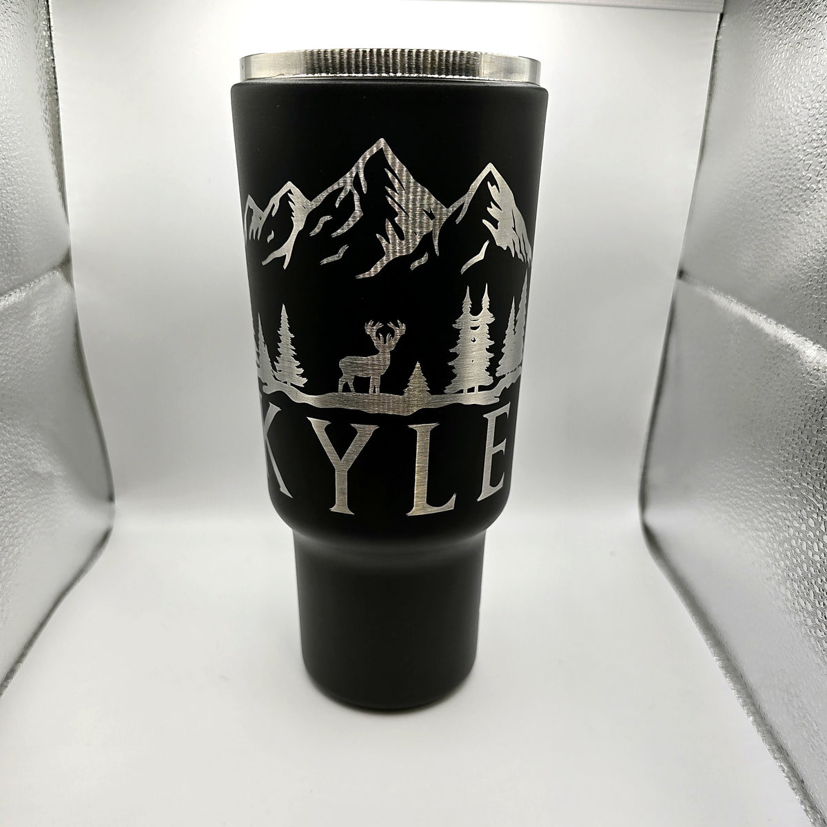 Custom engraved black 40oz tumbler with mountain and deer design